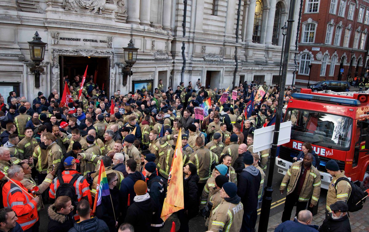 fbunational's tweet photo. WOW. 

Today a HUGE 1,800 firefighters and control staff came to Westminster to tell MPs loud and clear: it's #FairPayorFireStrike. 

 #VoteYes https://t.co/y9a8NW1My7