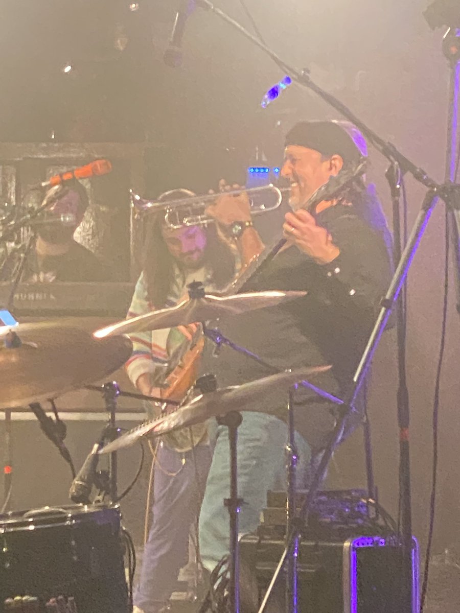 Always great to catch <a href="/PinkTalkingFish/">Pink Talking Fish</a> with <a href="/CarlGerhard1/">Carl Gerhard</a> ! Excellent night at the Paradise! <a href="/phish/">Phish</a> <a href="/ParadiseRockClb/">Paradise Rock Club presented by Citizens</a> <a href="/osirispod/">Osiris Media</a>