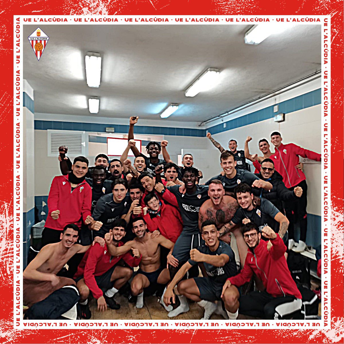 🔴⚪️ A la següent ronda de #LaNostraCopa 🚀🏆 Victòria per 0-2 davant l’Algemesí CF en un partit molt complet 💪🏼

⚽️⚽️ Max 

🔝 𝑬𝒔𝒑𝒆𝒄𝒕𝒂𝒄𝒖𝒍𝒂𝒓 𝒅𝒊𝒏𝒂̀𝒎𝒊𝒄𝒂 𝒅𝒆𝒍𝒔 𝒏𝒐𝒔𝒕𝒓𝒆𝒔 𝒈𝒖𝒆𝒓𝒓𝒆𝒓𝒔 𝒓𝒐𝒊𝒈-𝒊-𝒃𝒍𝒂𝒏𝒄𝒔 📈🇦🇹

🅥🅞🅛🅔🅜 🅜🅔́🅢 ❤️🤍❤️🤍❤️🤍