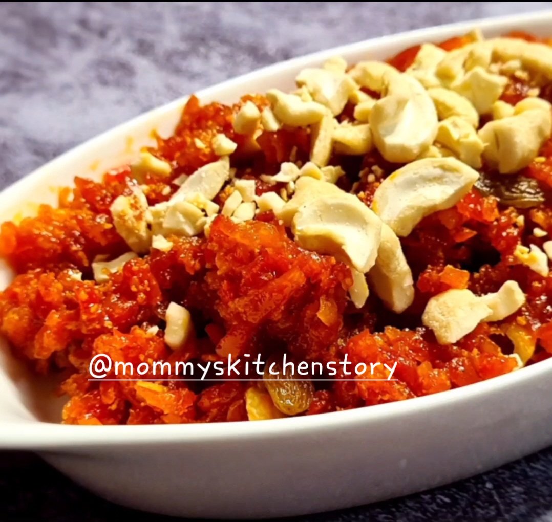 mommyskitchenst's tweet photo. Perfect Dessert for winters- Desi Gajar ka Halwa @mommyskitchenst
Full recipe - https://t.co/foyTWtiew7
Recipe in English- https://t.co/tarSK8w2IP
#indiandesserts #winterspecial #gajarkahalwa #foodvlog #Indian #Indiansweets #carrot #carrotpudding https://t.co/V9K8MaGxxP