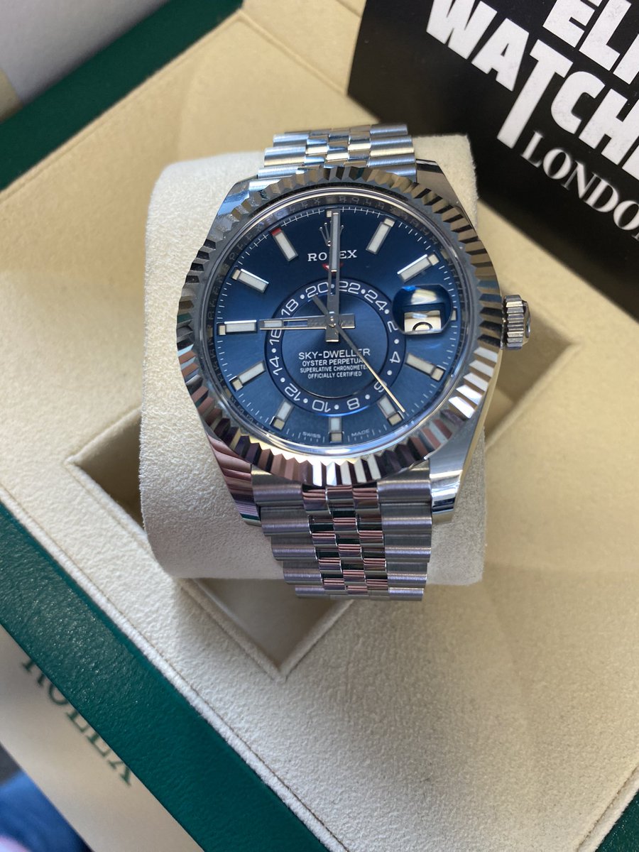 Blue 🌌 💙 2022 unworn available today from our Liverpool Street London showroom 📍 #326934