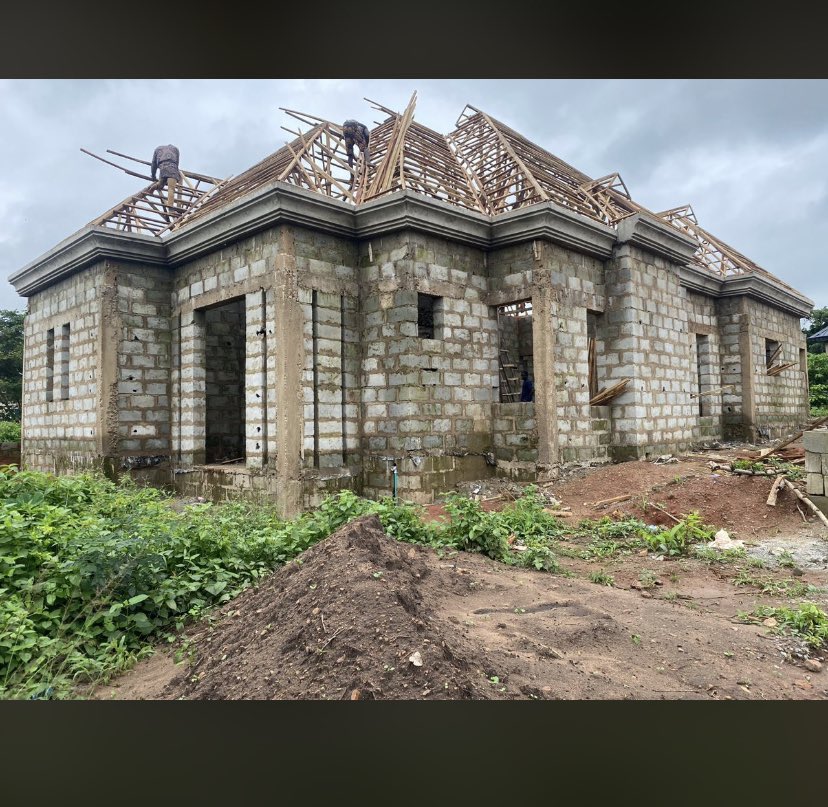 Ridwan67006158's tweet photo. We are going to bring our professionalism to making your dream into reality.

Call/09073191937
WhatsApp CEO on 08117637013

Your project is our next bus stop.
#Designtree
#AlasoroConstructionsltd
#LUXURYMAKER
#MAKINGHOUSINGAFFORDABLE 
#ExperienceBuilders https://t.co/HQjP79YQTS