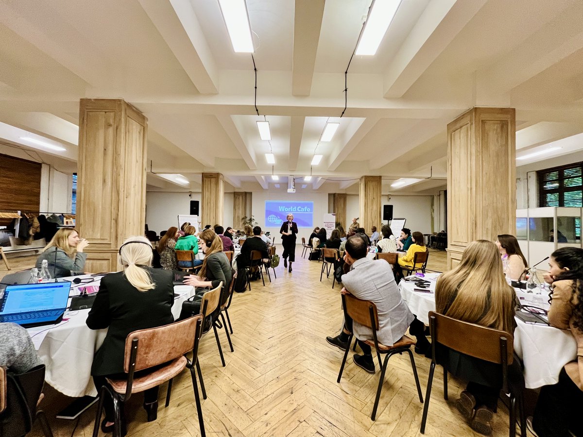 gnwp_gnwp's tweet photo. The highlight 🔦 of the conference was the World Cafe 🌍, where participants presented their work under the #BREN project. Participants learned about important efforts by other orgs in their countries &amp; across the region to promote the #WPS &amp; #YPS agendas and #LGBTQIA+ rights 🌈 https://t.co/CW1QvCCGSg
