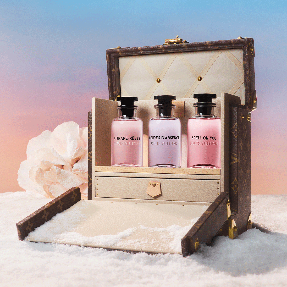 Louis Vuitton on X: The promise of new horizons. Embodying the Maison's  Spirit of Travel, #LouisVuitton fragrances are an invitation to embark on a  journey of the senses. Discover #LVParfums and the