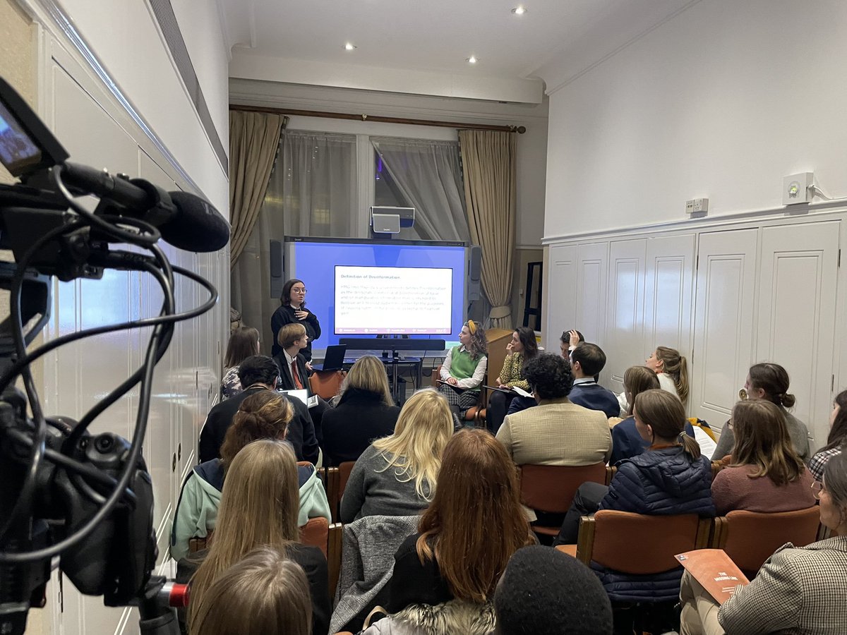 Very happy to have highlighted and spoke about the role that #medialiteracy plays within #politcalliteracy on the second #politicalliteracyday! 

Modern threats of #disinformation require innovative education!