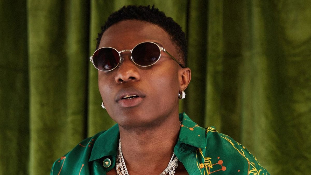 Viedestar365's tweet photo. Wizkid répond au rappeur Oladips
Le chanteur afrobeats, Ayo Balogun, plus connu sous le nom de Wizkid, a finalement répondu au rappeur Oladips...
#AyoBalogun #MIAbaga #Musiciennigérian #Oladips #WizKid
https://t.co/jJ1wQJDCwc https://t.co/FnkfW0HkYu