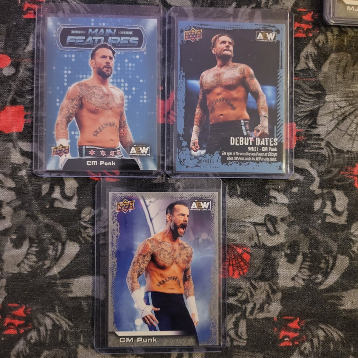 Finally got around to picking up a box of the new AEW Upper Deck release. Very happy with the rip as I also PC Jade Cargill and the Baddies. #ThatBitchShow #AEW #TBSChamp