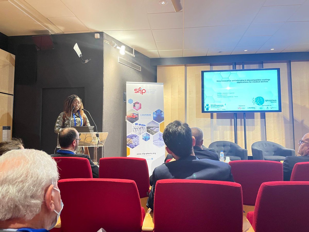 PulchraMee's tweet photo. @biofilmMan and myself are attending Healthcare innovation: Polymer &amp; Textiles Assets.
We started today with the session textiles &amp; materials where I presented @SparthaMedical technology (New innovative antimicrobial and biocompatible coatings applications for medical devices) https://t.co/WRAkrE89Gv