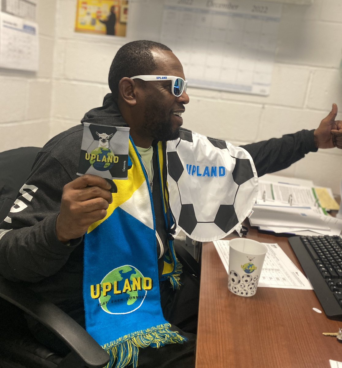 @UplandMe Don’t worry I got permission from my Principal to watch the game at work with #Upland Ambassador Drip in tow!!!😍🔥🔥🔥🔥🔥🔥🔥🔥🔥🔥
#OwnYourColors #FIFAWorldCup #UplandMe