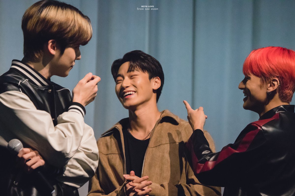 fromthemoon0710's tweet photo. 221129 hello82 뉴욕 팬싸
#산 #에이티즈 #SAN #ATEEZ https://t.co/uwo7p0JF6X