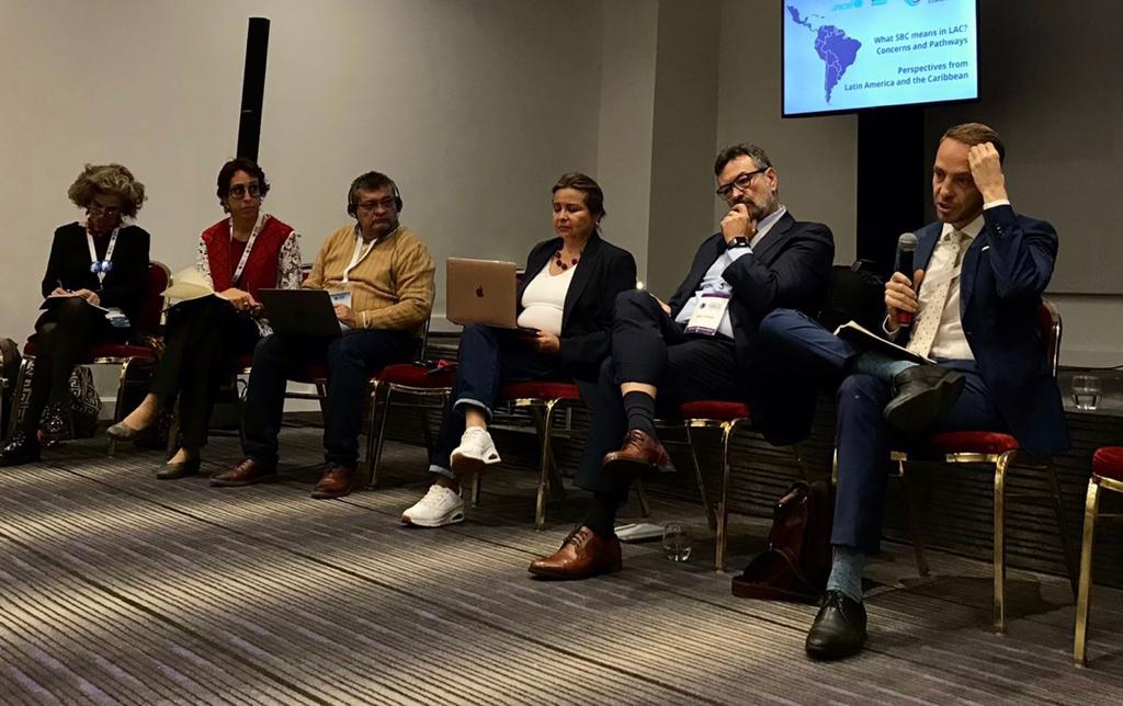jairvegac's tweet photo. Durante la moderación del "Workshop on SBC Perspectives from Latin America and the Caribbean" en el #SBCCSummit 2022. Un  diálogo colectivo entre las perspectivas globales de la SBC y las tradiciones de ALC sobre comunicación y cambio social. 
#EEforSBCC #EEMostRead https://t.co/cENaaHQGld