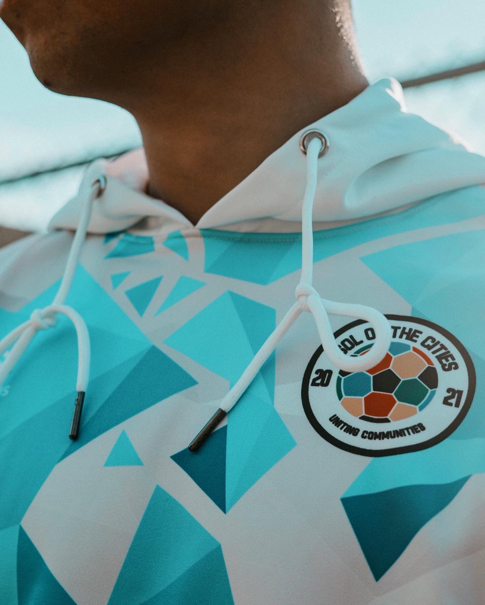 stmulusathletic's tweet photo. A custom hoodie that fits, feels and looks amazing.
Start your free design today!
#customuniforms #sportswear #keeporiginal #merchandise #footbaljersey #socceruniform #stimulusathletic https://t.co/Ugeny9hAZB
