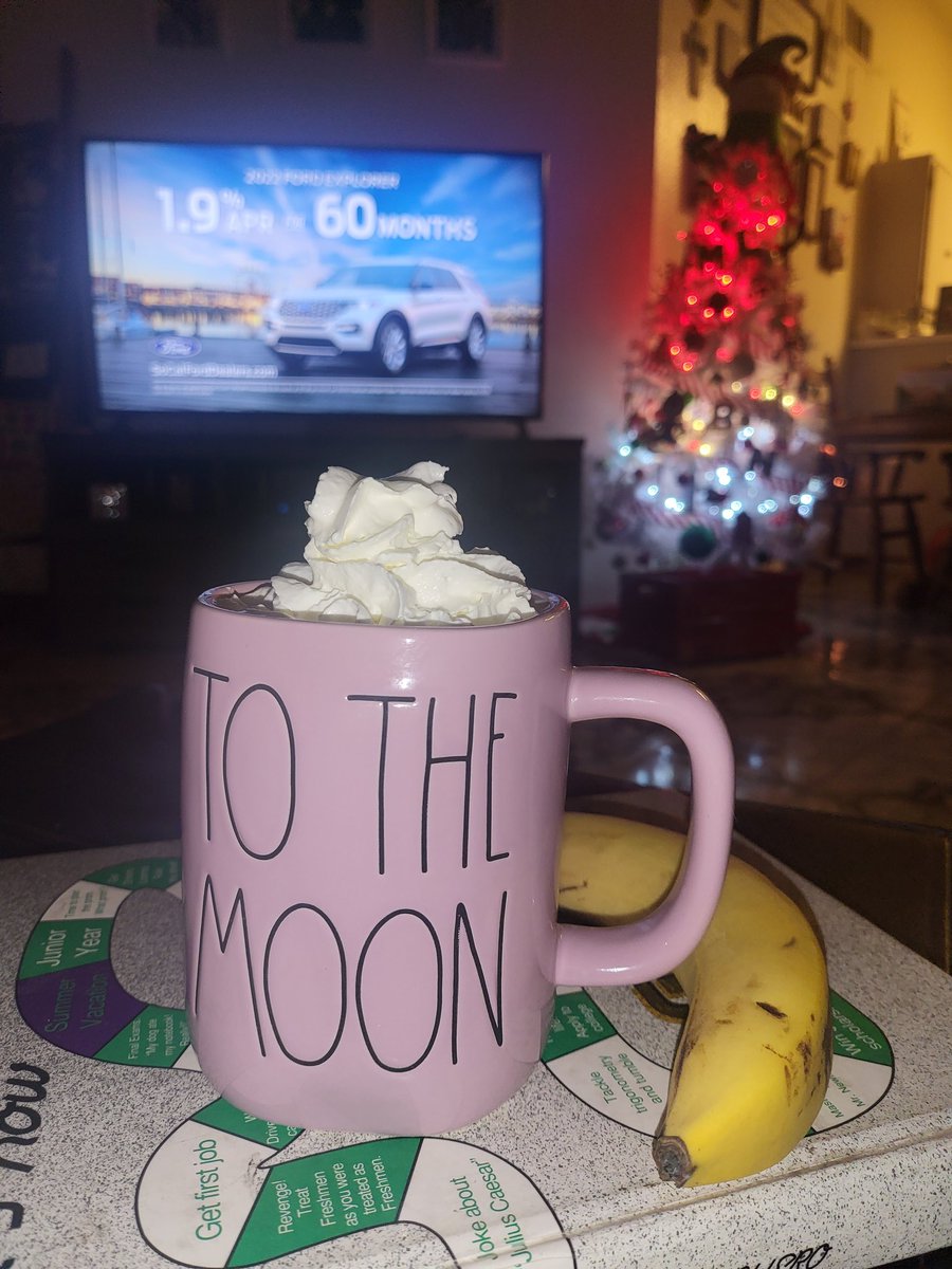 NickMonica63's tweet image. You know what it is @KTLAMorningNews with @RaeDunnClay #CoachingAndCoffee #GetchuOne #Recruit