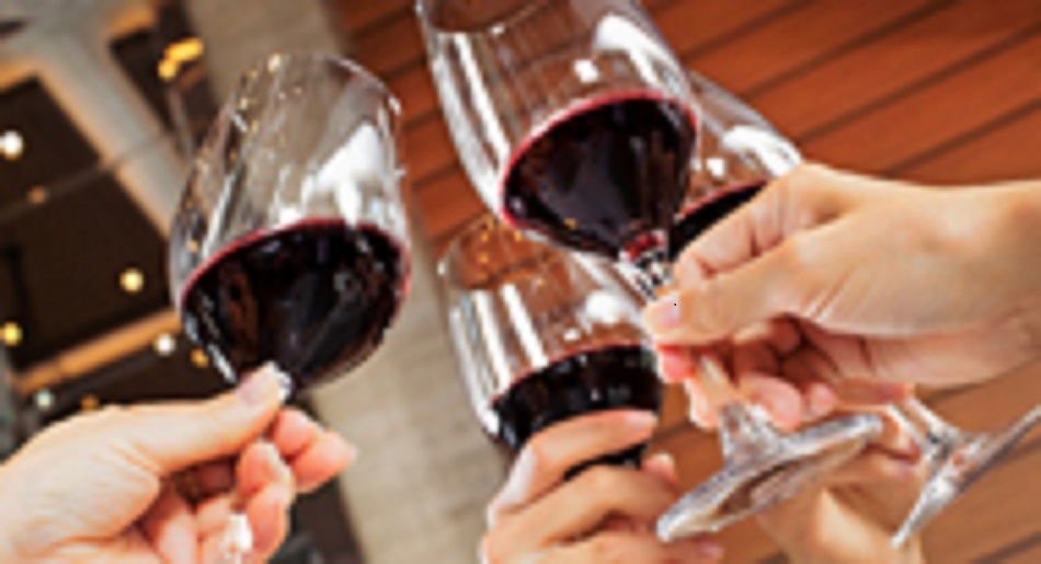 One day to go! Places still available for tomorrow's 7th Dec free SCYPN festive social- Portsmouth Planning ‘End of Year’ Social. Come and celebrate the festive period in #Portsmouth. Thank you to <a href="/henryadamsllp/">Henry Adams Sales & Lettings</a> for sponsoring the venue. Book here: rtpi.org.uk/events/2022/no…