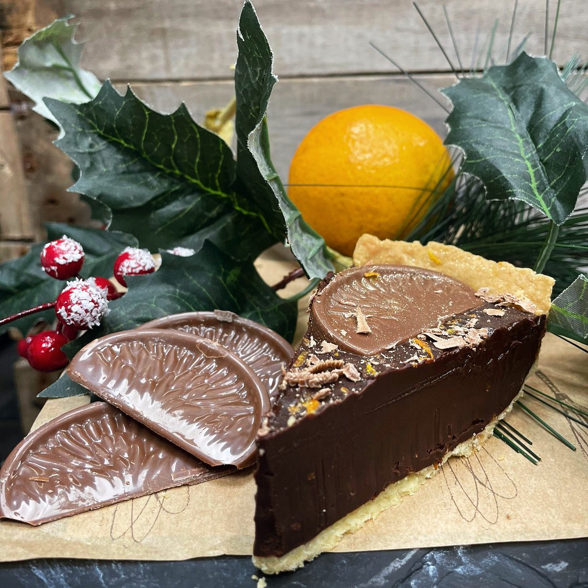 Chocolate Orange Tart… Soooo rich, you need this in your day.  Festive baking in full swing in Clevedon. 

#pullinsbakery #bs21 #clevedon #independentclevedon #chocolateorange #chocoholics