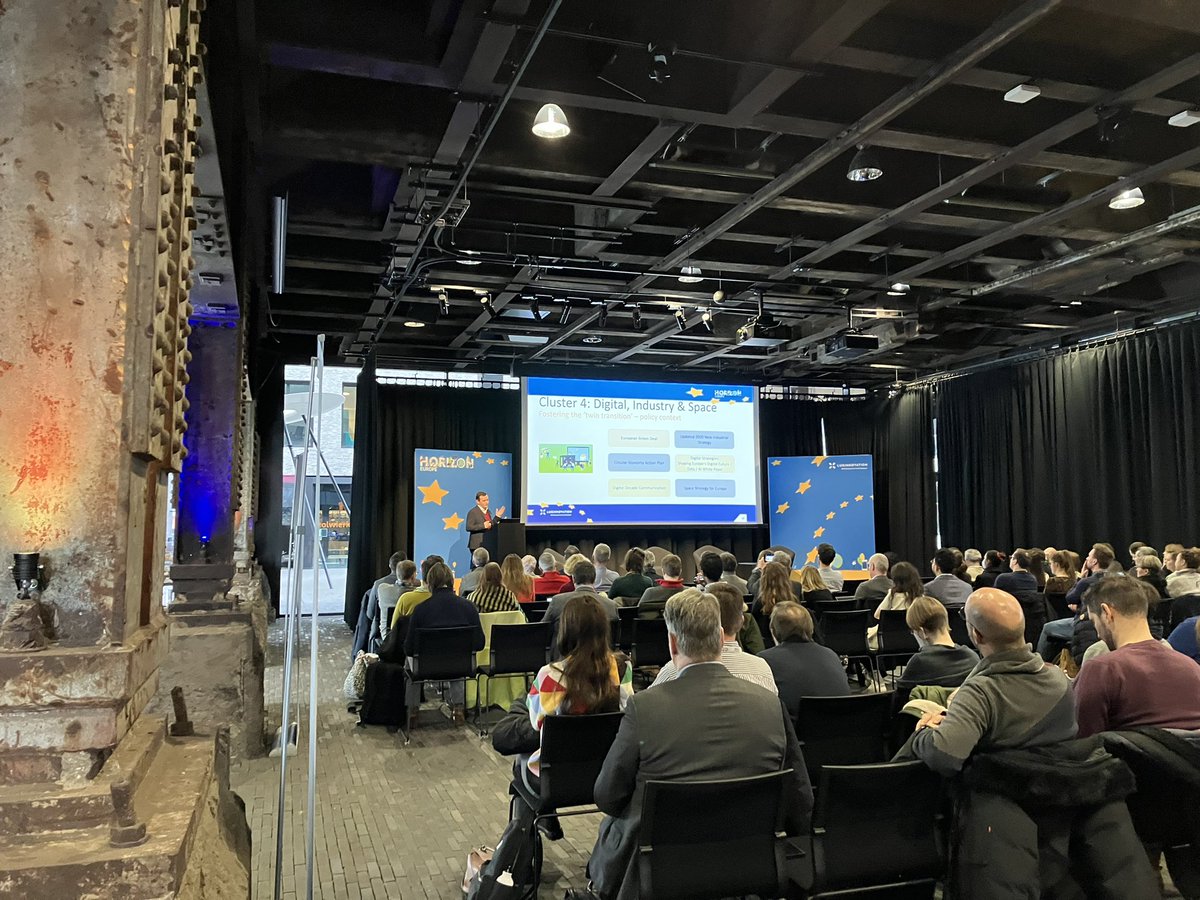 Luxinnovation's tweet photo. LIVE 🔴
"Let us know about your interests and strategic objectives. Let’s discuss how we can support you, so that together we can continue boosting #Luxembourg’s successful participation in #HorizonEurope." - Sasha Baillie, CEO of Luxinnovation introducing #HorizonEuropeDay. https://t.co/aWTIpAlqbn