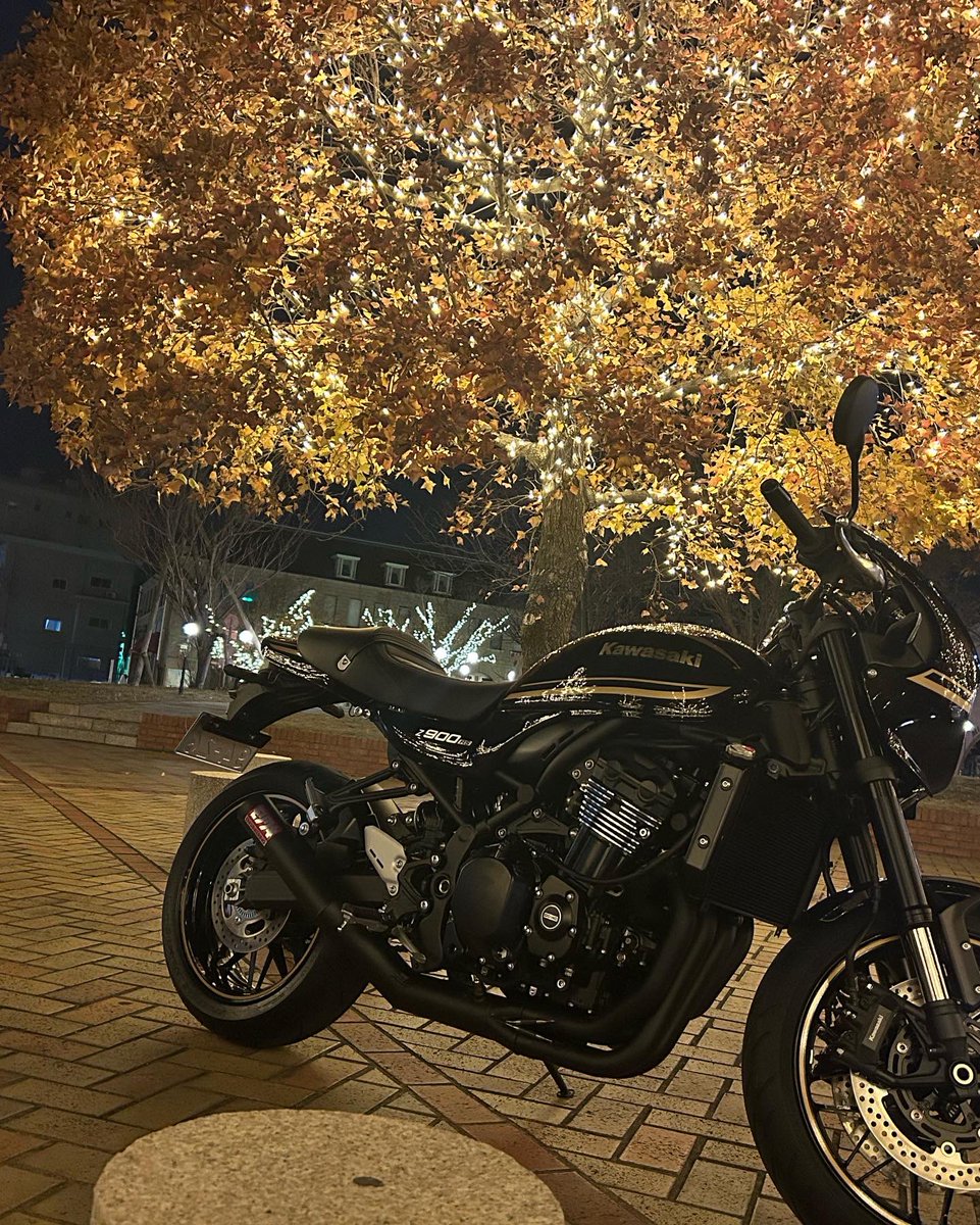 kaita1121's tweet photo. z900rs cafe半年待ってやっと納車！！
#z900rscafe
#Z900RSCAFE 
#z900rs
#モリワキマフラー
#kawasaki
#KAWASAKI https://t.co/bxLOfyyuYV