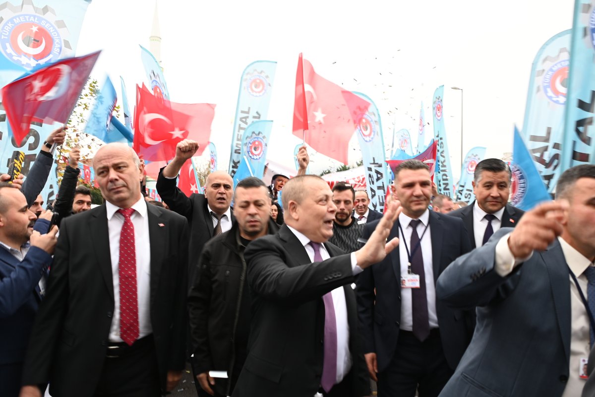 TÜRK METAL SENDİKASI GENEL BAŞKANIMIZ SAYIN PEVRUL KAVLAK’IN KATILIMI İLE GÖLCÜK ŞUBEMİZİN 7. OLAĞAN GENEL KURULUMUZ GERÇEKLEŞTİRİLMİŞTİR.