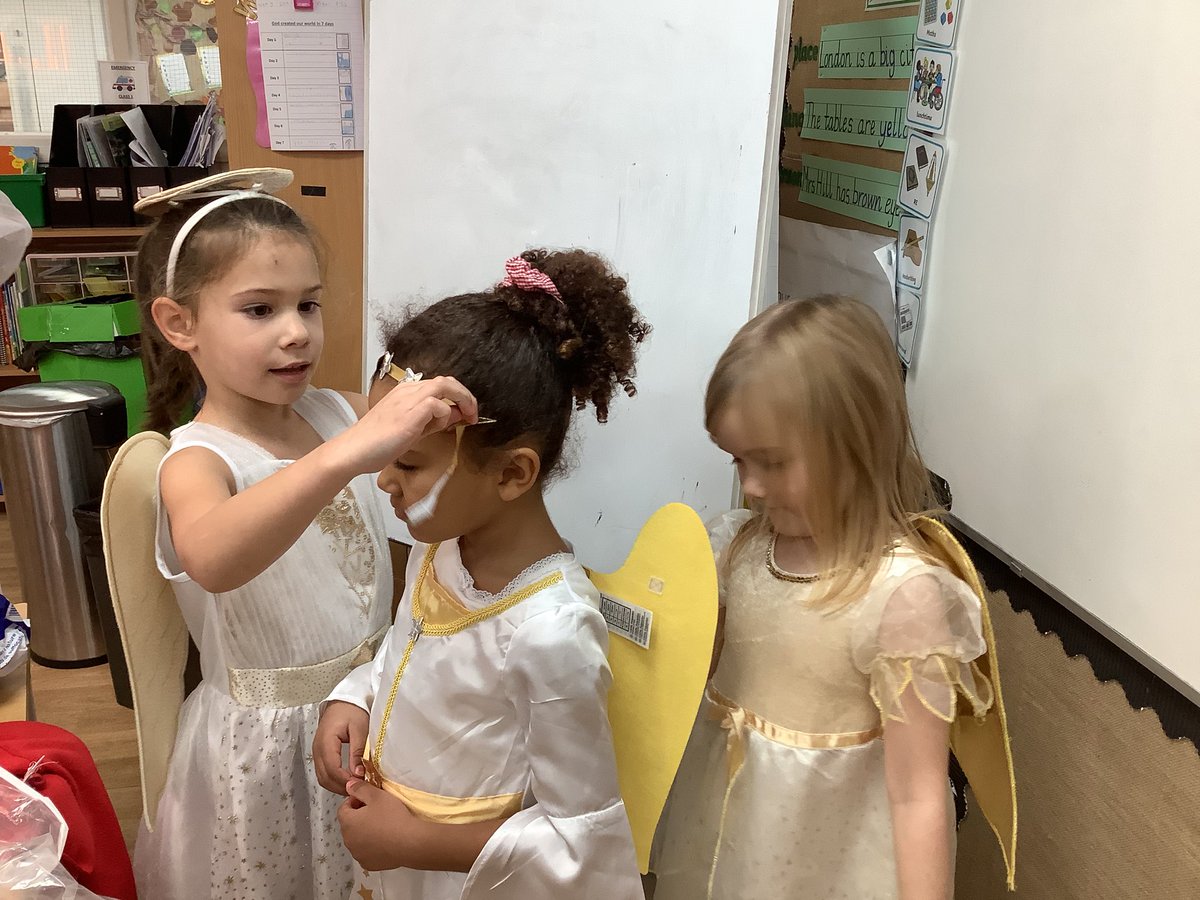 Class1Aspull's tweet photo. What could possibly make this Nativity any better… watching Year 1 voluntarily helping each other to get into their costumes. My heart is full ❤️ #acpsvalues #acpsvision #acpsteam https://t.co/CZ8QfqjGoK