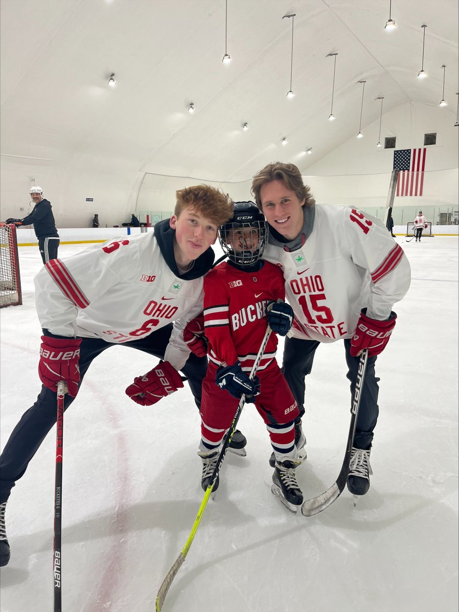 OhioStateMHKY's tweet photo. It was a great time out on the ice with a youth team last night! 

#GoBucks @Mason_lohrei20 @CamdenThiesing @rryyaann_ss https://t.co/4ddlfLr4cR