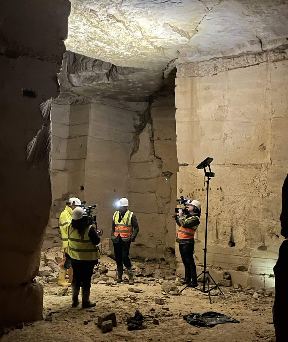 Lovell_Stone's tweet photo. Filming in the old workings (1822) discovered at #HarthamPark with the BBC. Command Supervisor, Adrian Boniface, sharing his in-depth knowledge of #bathstone and extraction over the years. He’s like a history book 📖 

##quarrylife #britishstone #naturalstone https://t.co/jmwObc8biU