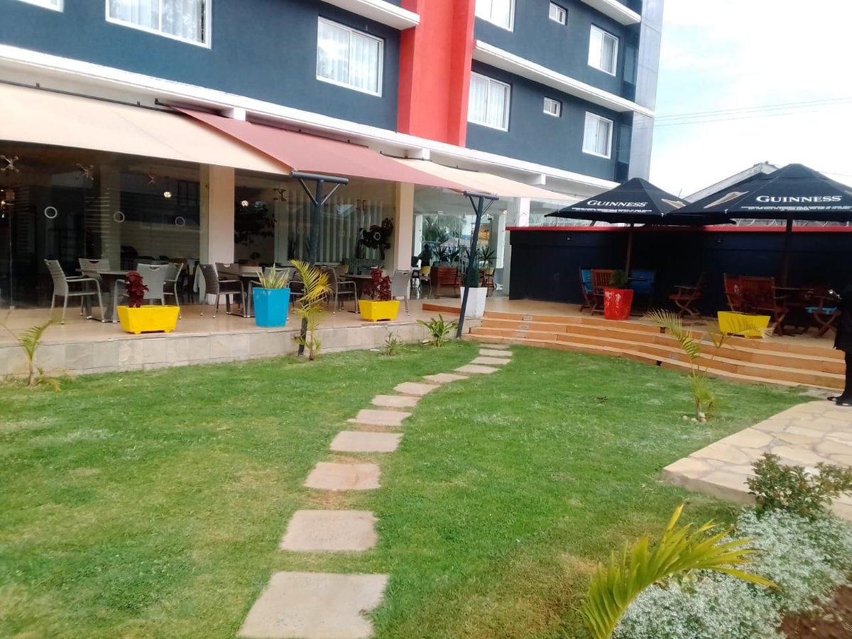 AfricanGist's tweet photo. Welcome to #WarwickHotel - Nanyuki.
*SINGLE: 7,800 Bed only - 9,000 Bed &amp; Breakfast -10,500 HalfBoard - 12,000 Full Board. 
*DOUBLE: 8,800 Bed only - 10,000 Bed &amp; Breakfast -13,000 HalfBoard - 14,500 Full Board
(Rates applicable to 19th Dec.) https://t.co/Q7YGbeNAEi