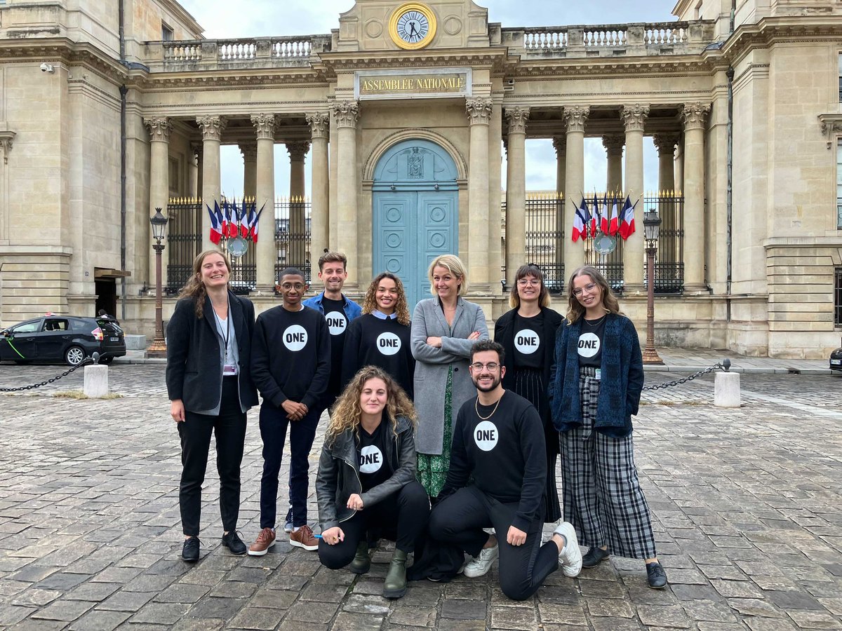 Aedith_k's tweet photo. M @Jean_LucFUGIT,
les jeunes ambassadeurs de @ONE_Fr aimeraient vous rencontrer pour parler de solidarité internationale, et de développement durable des pays les plus pauvres. Plusieurs députés dont @barbarapompili ont signé note résolution. Accepteriez vous de nous rencontrer ? https://t.co/2X5uKtT1sO