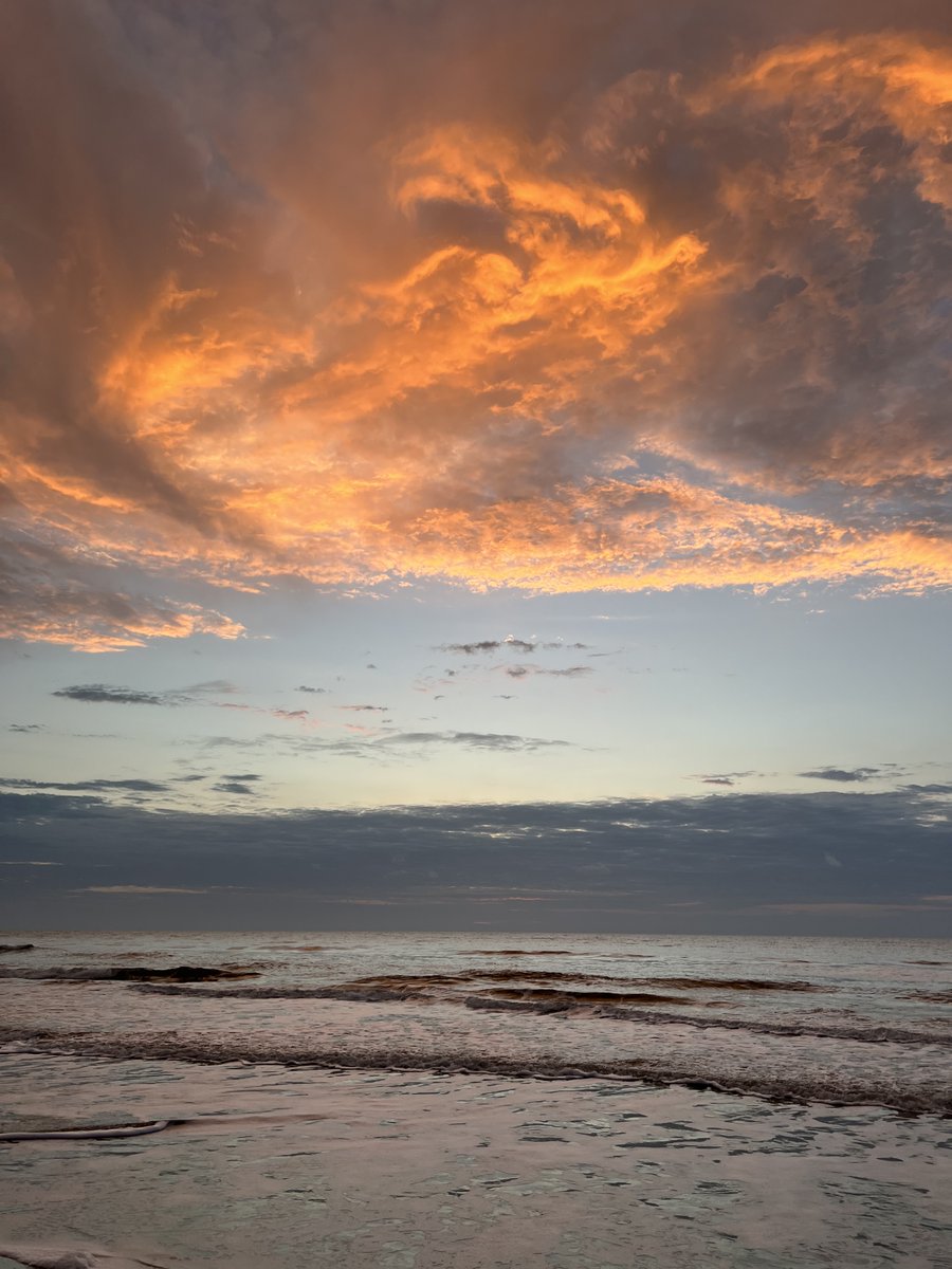 winreliability's tweet photo. Today’s Reliability Roundup started with a beach sunrise walk. This week’s roundup takes place in Hilton Head, SC with legendary @Don Nyman, @Bill Mountjoy, @Nick Kissel, @Ruth Hughes, & @Emile Husson. #reliability #donnyman #billmounyjoy #cdg #MaintenanceOperationalReliability https://t.co/NJWbAU2Lp1