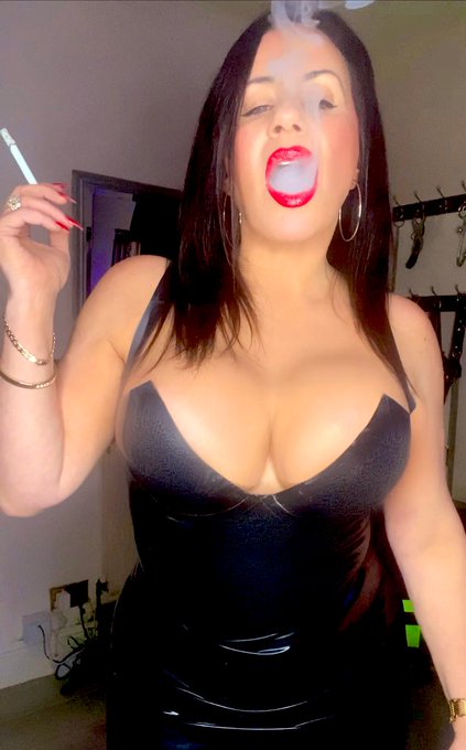 POV clip : Smoking Fetish roleplay https://t.co/qtDW8ZZ7hl https://t.co/7hRNXPD4ob<a href="/tag/haircutfetish"class="tags"><span>#haircutfetish</span></a>