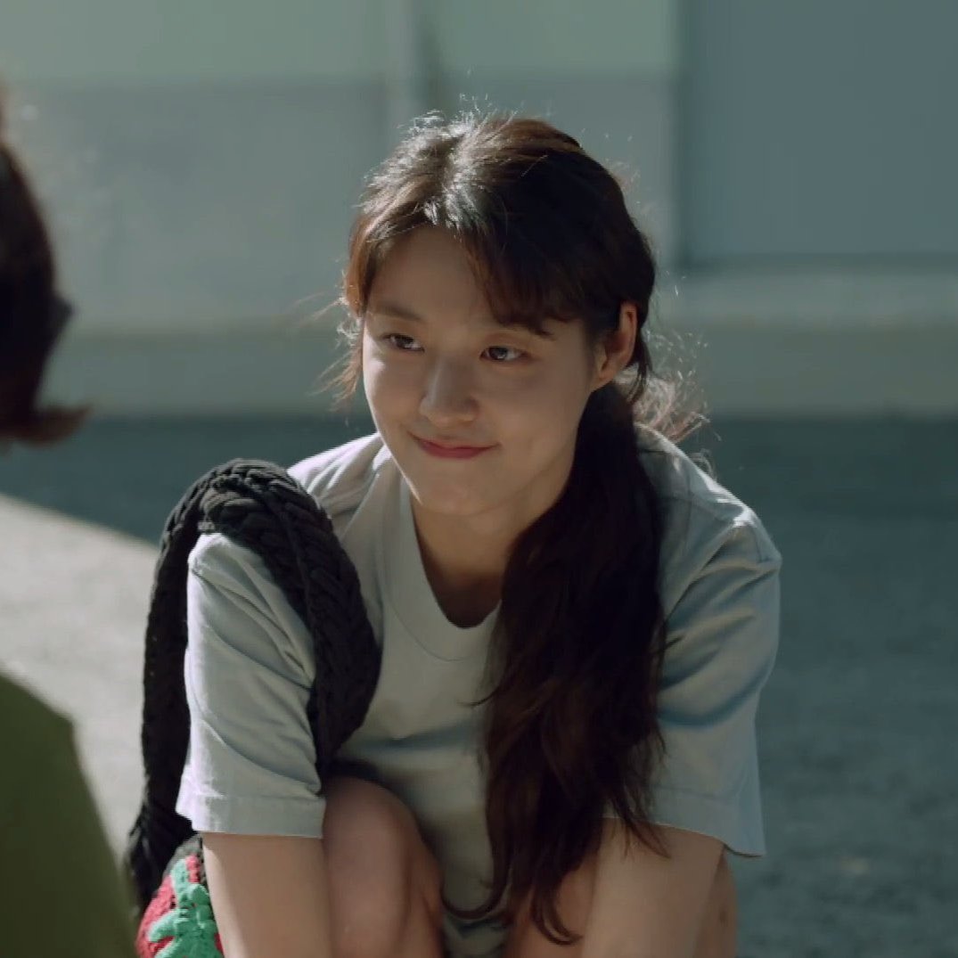kdrama tweets tweet media