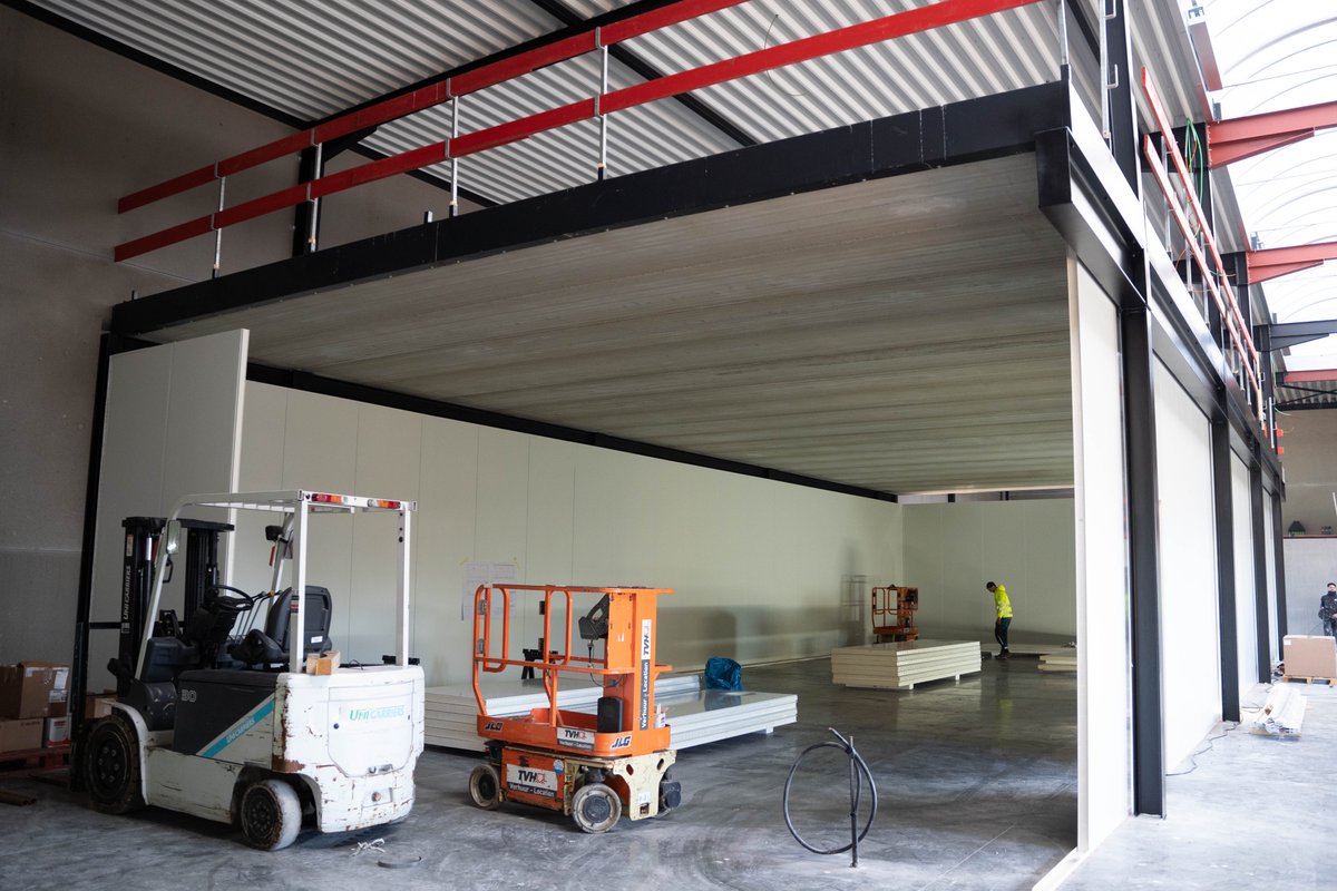 🎉Updates from Ninove
We are excited to share with you some photos from our new headquarters... Stay tuned, more is coming soon ✌️
 #ABEE #batteries #manufacturing #industry