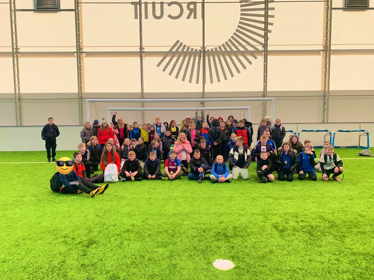 #NAEvents 💛🖤

Glad it went well @CastleparkPS looks like the kids had a great time. ⚽️ 

Delighted Aaron &amp; Sophie were able to support the event as part of their placement from @UniStrathclyde 👏🏻 

#LetsCelebrateSport 

#NAActive 