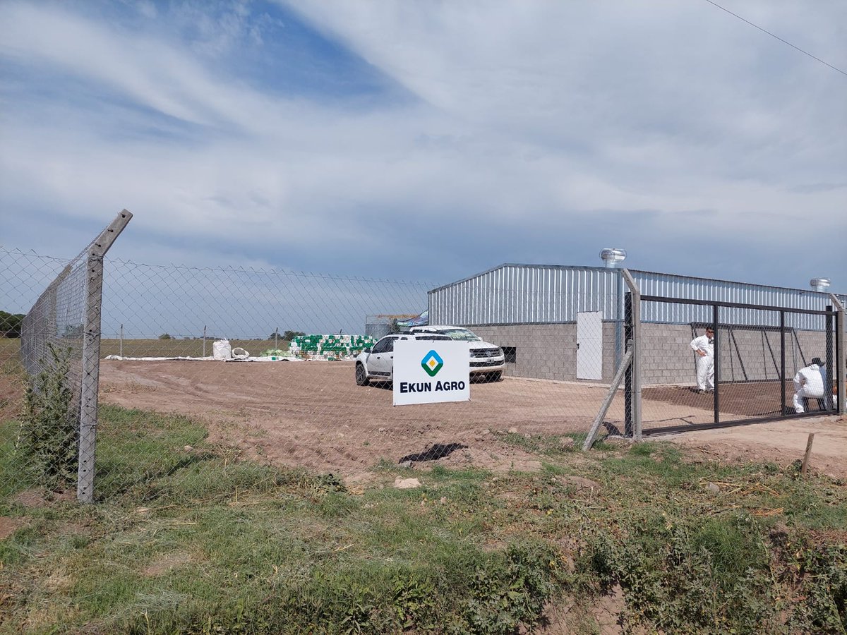 Estamos en el CAT Pehuajó en el predio de Lartirigoyen en la Jornada de Recepción de envases vacíos y Concientización.

Acompañamos a #CampoLimpio

Podes llevar tus envases hasta las 15 hs!!!