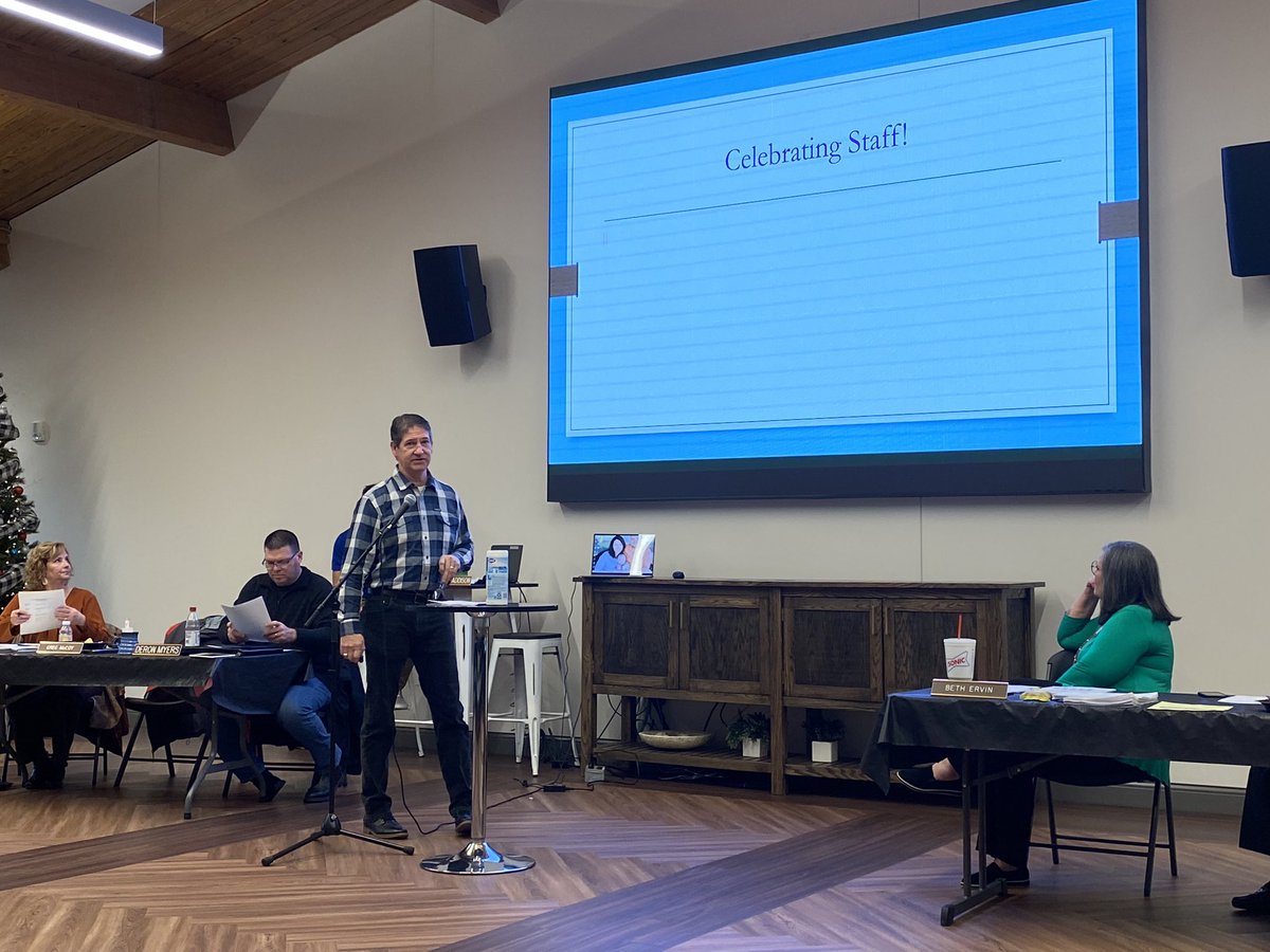clayhallmark's tweet photo. Thankful to attend the @tnbaptist Children’s Home Board of Trustees meeting today in Brentwood! https://t.co/cNunwfpqSF