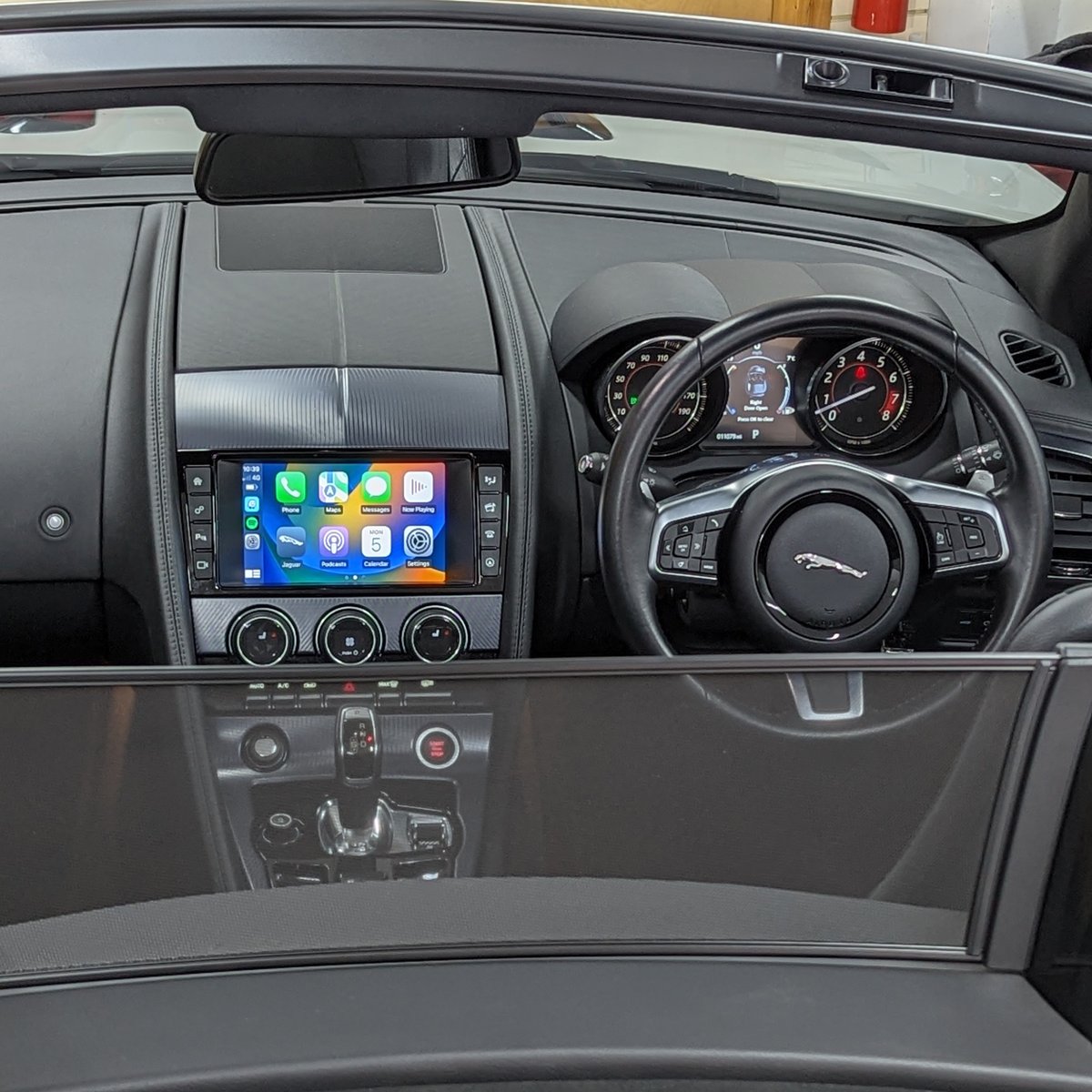 InCarMusic1's tweet photo. ✅ Jaguar F-Type 2018 Original Harman System Upgrade to Wireless Apple CarPlay, Android Auto &amp; Phone Mirroring

☎️ 020 8558 8111
📲 07434 898 275

🌐 https://t.co/mleUZsW3Ew
📍 Leyton, London E10 6RF

#ftypes #ftype #ftyper #jaguarftype #jaguarcars #jaguar_evermore #jaguarftypes https://t.co/6OxSt4sUzy