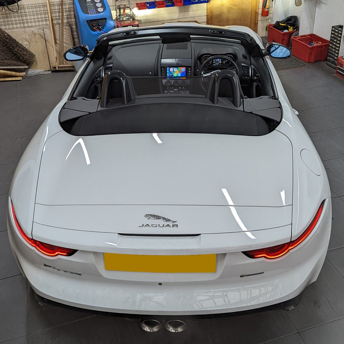 InCarMusic1's tweet photo. ✅ Jaguar F-Type 2018 Original Harman System Upgrade to Wireless Apple CarPlay, Android Auto &amp; Phone Mirroring

☎️ 020 8558 8111
📲 07434 898 275

🌐 https://t.co/mleUZsW3Ew
📍 Leyton, London E10 6RF

#ftypes #ftype #ftyper #jaguarftype #jaguarcars #jaguar_evermore #jaguarftypes https://t.co/6OxSt4sUzy