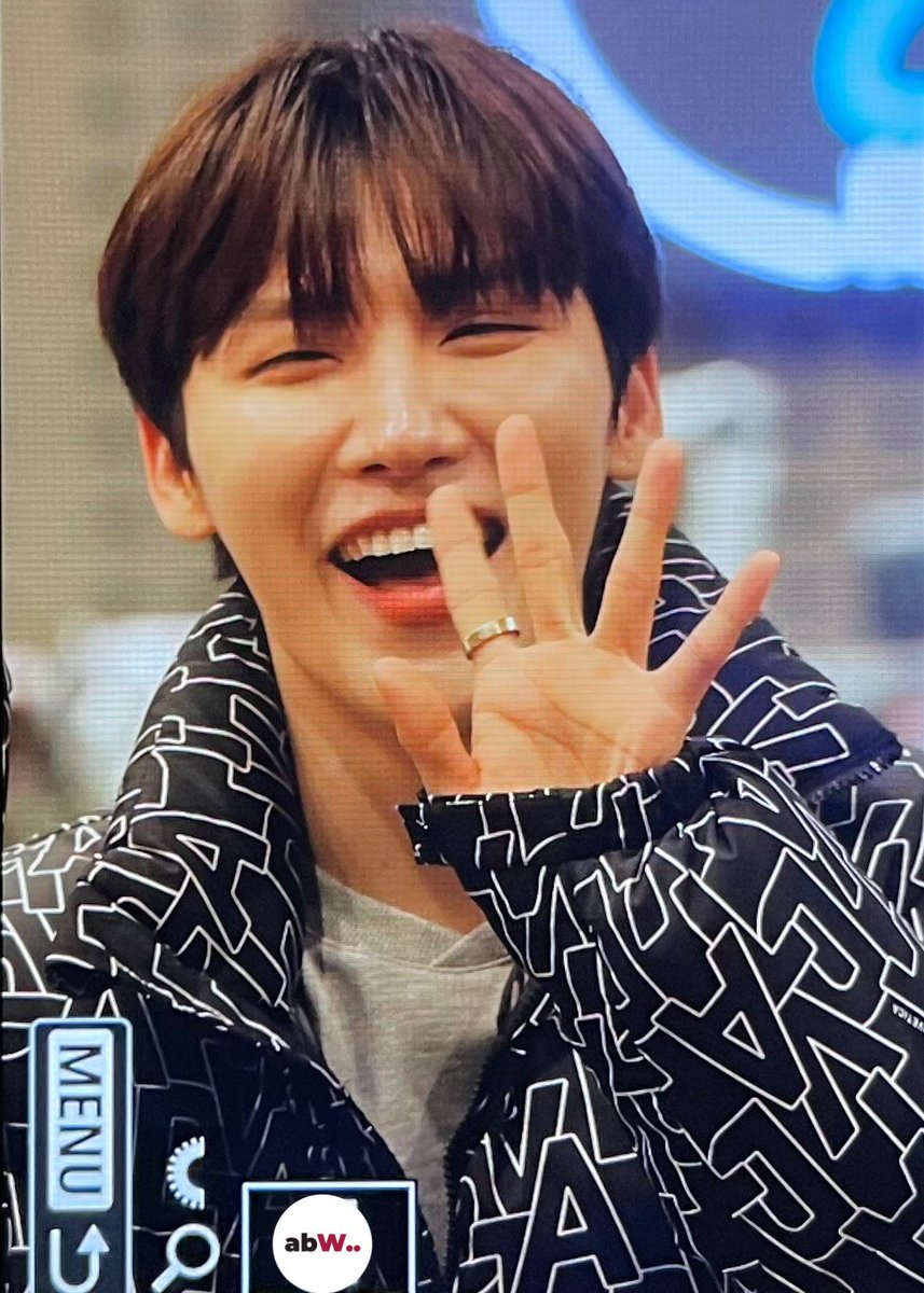ABoutWOONG's tweet photo. 221206 pre.

오늘도 수고했습니당~~

#전웅 #에이비식스 #AB6IX #JEONWOONG #WOONG https://t.co/IUTTAbPHwk