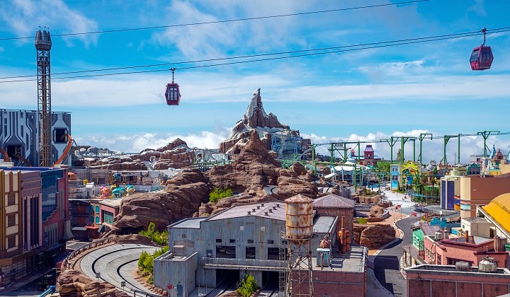 DynAttractions's tweet image. "The kind of rides you can expect at Genting SkyWorld's are high-end, high engineering, more adult-oriented rides. The park was a collaboration with amazing ride vendors globally and is going to be amazing."  

-William Collins, Theme Parks &amp;amp; Attractions

ow.ly/qyaa50LSUci