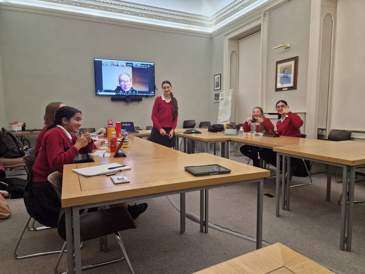 Year 10 students @RedmaidsHigh Megan, Prarthana, Isabelle, Imogen, Safa, and Jahnavi are ready to take on the rest of Bristol in the heats of ESU Churchill Public Speaking competition, on our good friend Zoom 😁 Good luck girls!