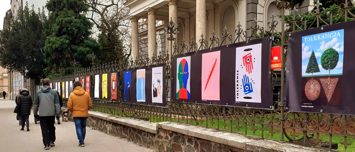 toleranceposter's tweet photo. On November 30th, the Tolerance Posters Show took place on the fence of The Museum of Nation Liberation Maribor, in Maribor, Slovenia. 

Thank you Tanja Cvitko.

More here:
https://t.co/nNgai6r9Zy

#tolerancepostersshow #toleranceproject #tolerance #Maribor #Slovenia #posters https://t.co/jcEQqi5swz