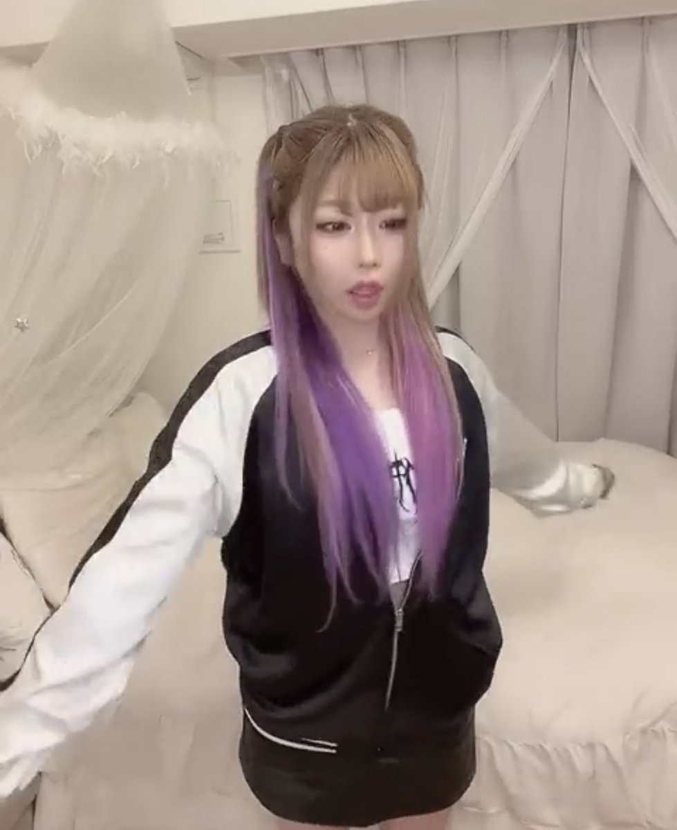RikaChanOmega's tweet photo. New jacket for Rika! https://t.co/U6DWWFrmFg