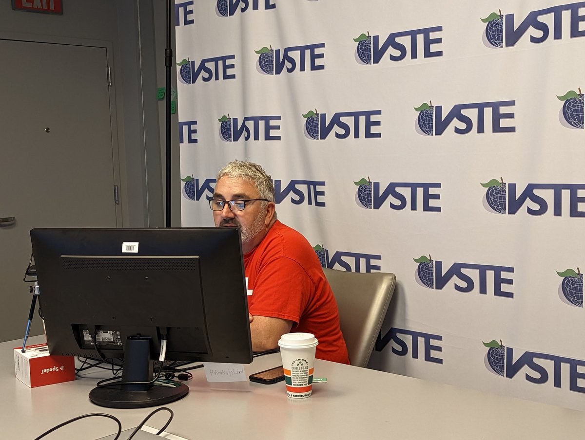 Stacie Taylor tweet media