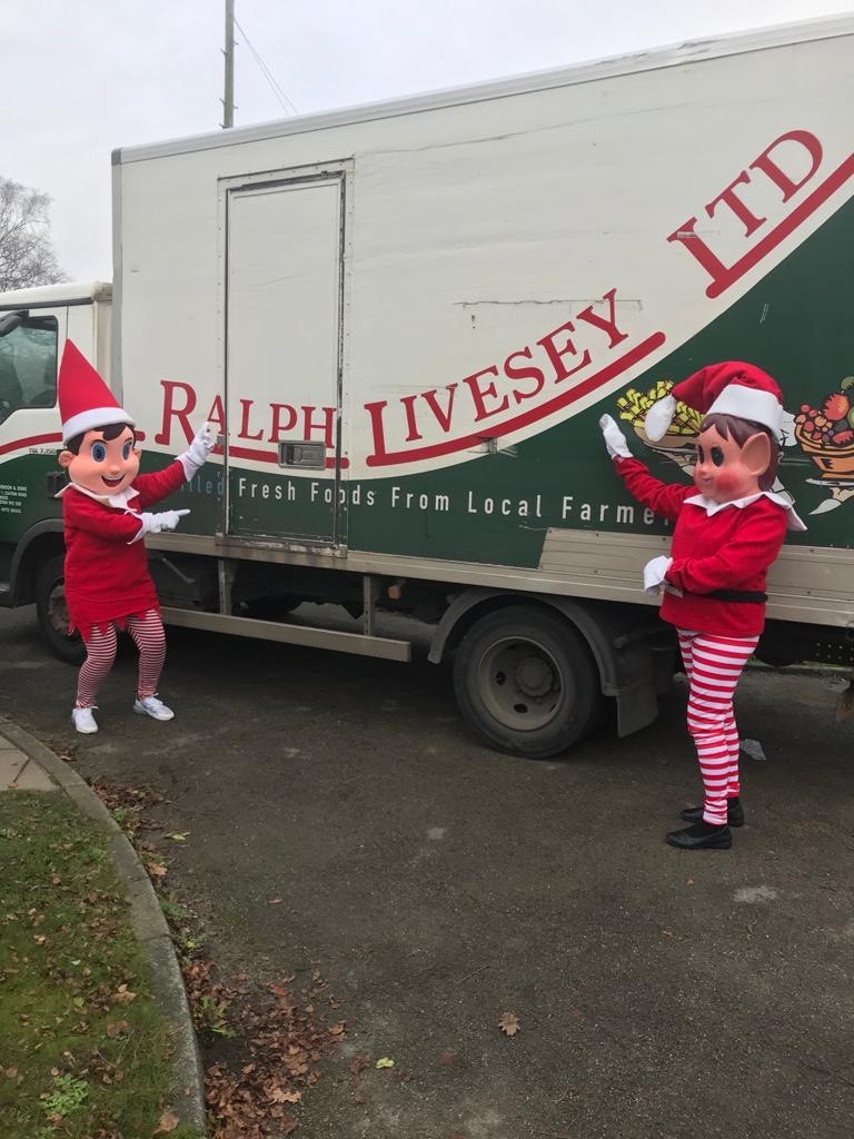 LancsCatering's tweet photo. Our local food being delivered by a local company. Thanks @RalphLivesey Ltd. With a little help from the Elves this Christmas #elfhelp @TDobsonandSons  #Localproduce #Schoolmeals @Laca_UK @Sugarwise_ https://t.co/u4prC3JWas