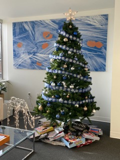 HemoShear's tweet photo. This holiday season, we are proud to support Charlottesville's ReadyKids, an organization that provides local counseling, family support and early learning. #ShearOn! https://t.co/sItgbwE0XD