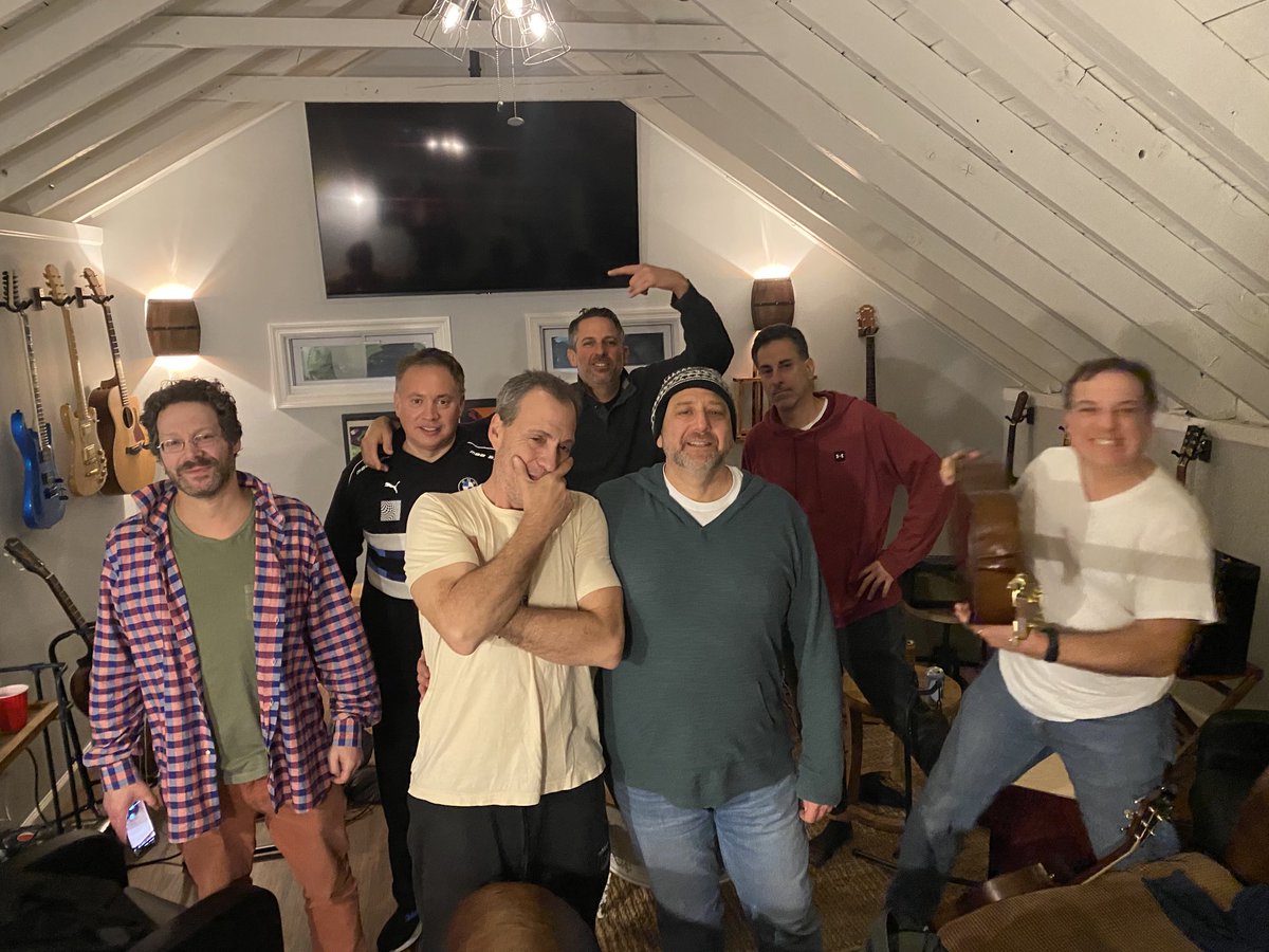 KeithRosen's tweet photo. Our band, WHO’S YOUR DADDY, is back and in the Farmhouse studio! 🙏✌️🎸 First tune to be aired shortly on ⁦@iTunes &amp; ⁦@SoundCloud⁩. Express your inner passions to connect to the values that mean the most to you=JOY
⁩ #musicispeace #universallanguage #globalconnection https://t.co/0o6KvLCwbi
