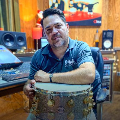 oleastudio's tweet photo. #NuevaFotoDePerfil https://t.co/JApPGivIgs