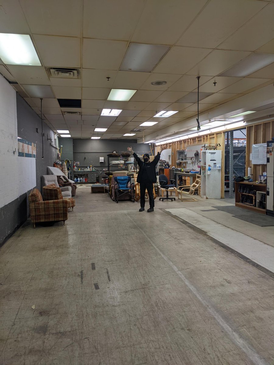 FindYEG's tweet photo. We need your support, #YEG! 

Help us fill the warehouse! We are in massive need of apartment sized kitchen tables, standing dressers, chairs, couches, love seats and tv stands! 

Can you help? Drop off at 5120 122 street daily between 10-6. Or call 780 988 1717 for pick up. https://t.co/N2KNZ9K6ge