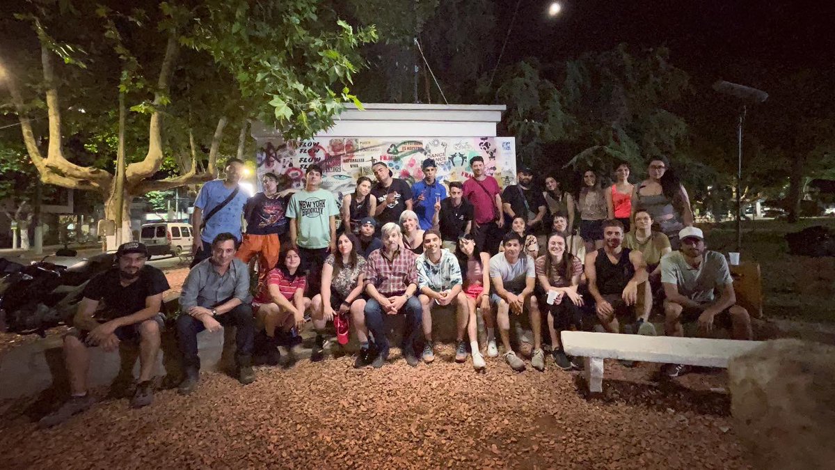 martinturnes's tweet photo. 🎬 @ElAgronomoFilm
🎥 Dir @martinturnes
🎼 Jornada 11
📷 #DiariodeRodaje
#cine #cineargentino #backstage #defiendocineargentino #rodaje #rodajes #enrodaje https://t.co/0A7xPOedJ8