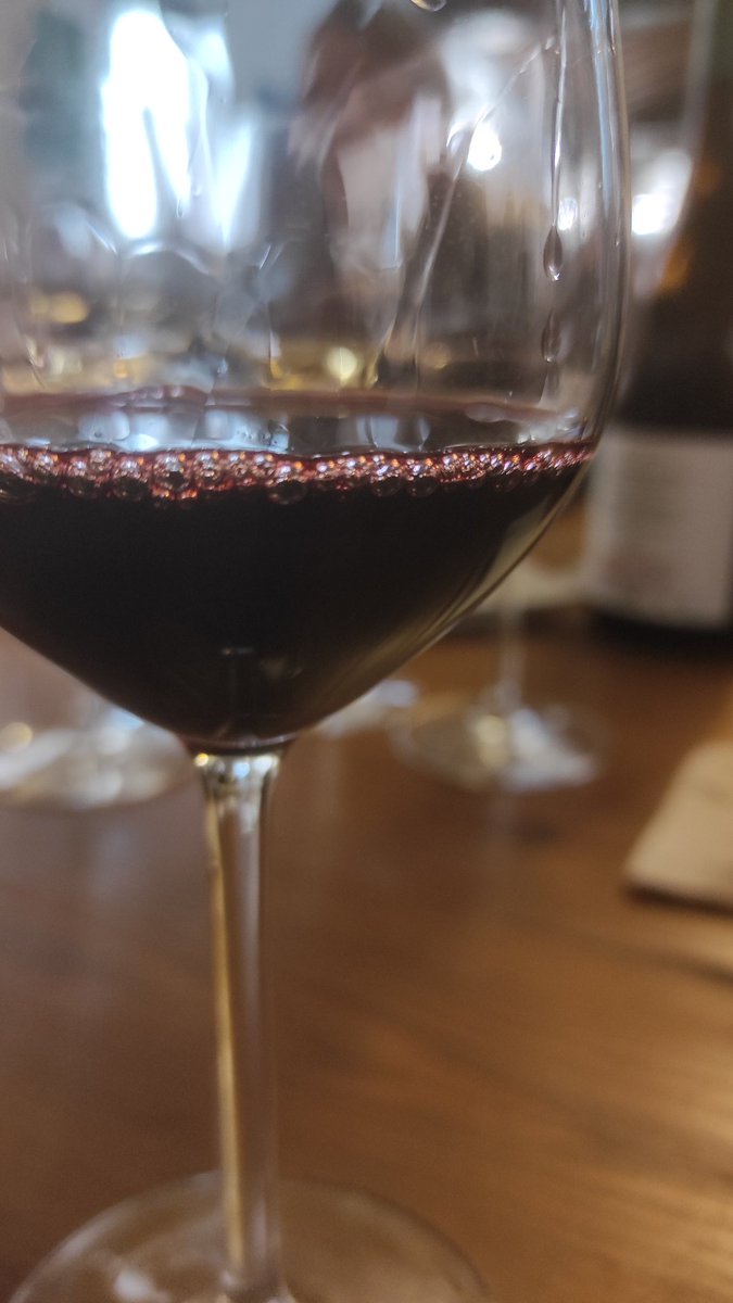speedyPerkins's tweet photo. Las motos me gustan....

Pero el vino,el vino es otro nivel. Cultura, tradición, conocimiento del terreno, innovación, marketing, comercio...

El vino si que es otro nivel 

Y de eso en Ronda saben muchísimo https://t.co/BxTsYZc0zA