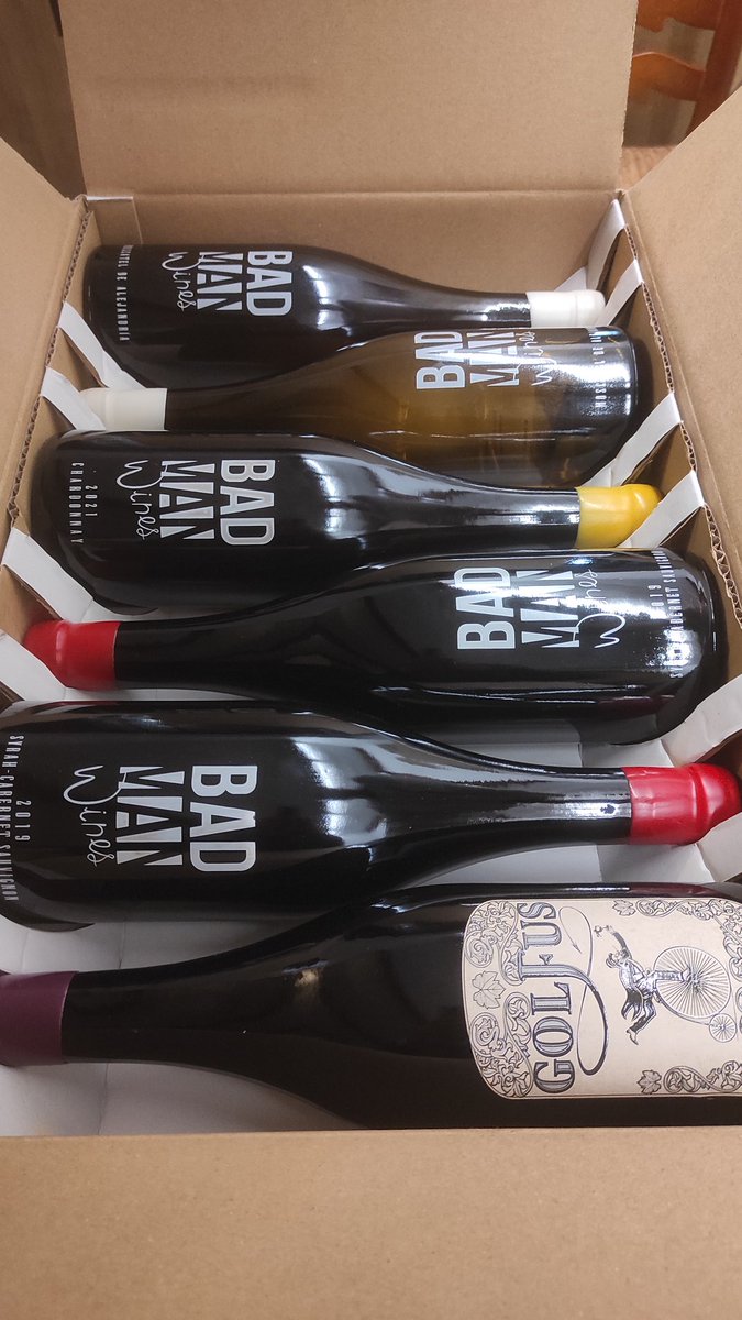 speedyPerkins's tweet photo. Las motos me gustan....

Pero el vino,el vino es otro nivel. Cultura, tradición, conocimiento del terreno, innovación, marketing, comercio...

El vino si que es otro nivel 

Y de eso en Ronda saben muchísimo https://t.co/BxTsYZc0zA